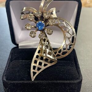 Elegant Silver and Blue Stone Brooch